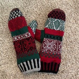 Soulmate Socks Winter Mittens